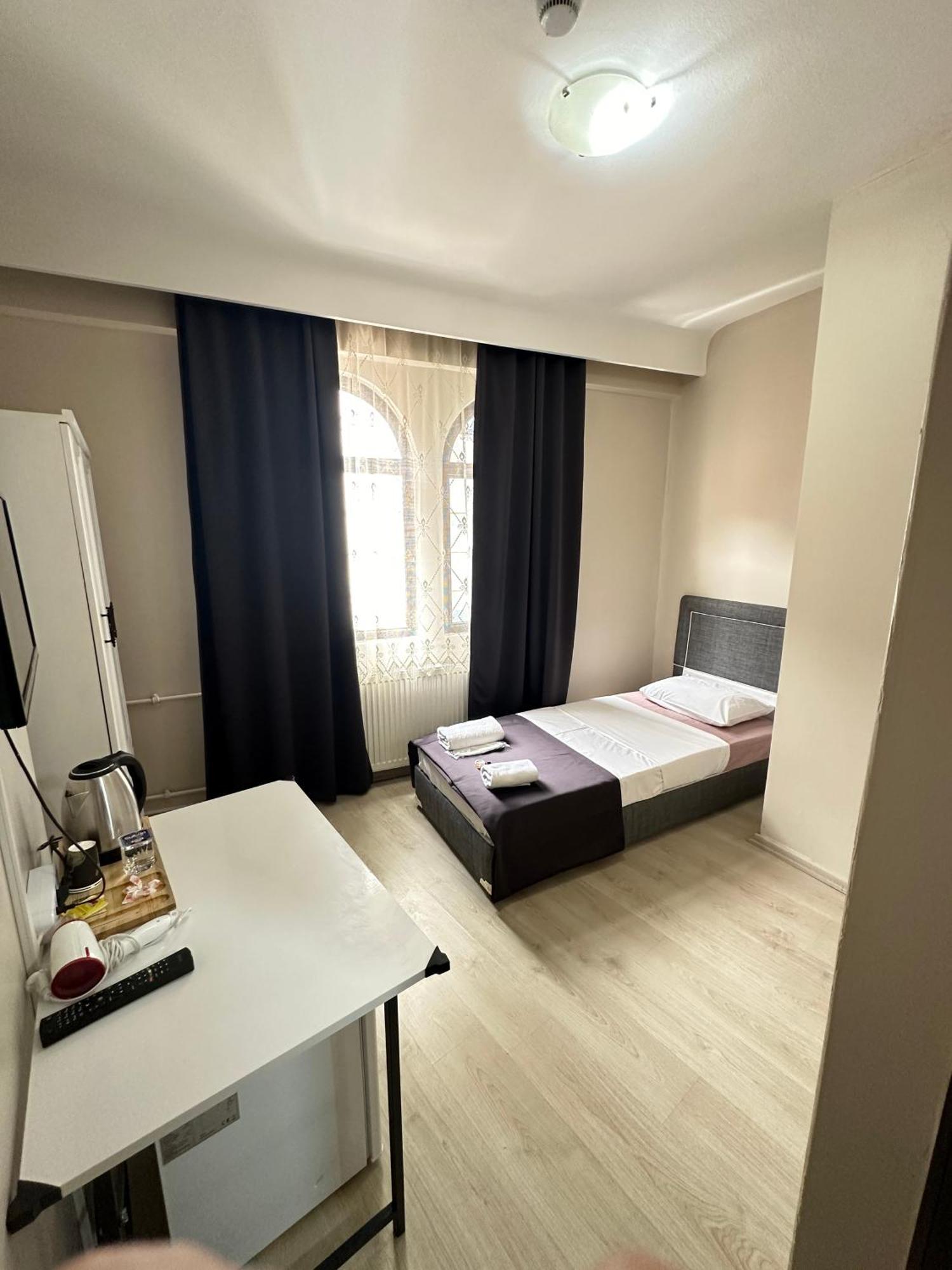Glr Otel Μπαλικεσίρ Εξωτερικό φωτογραφία